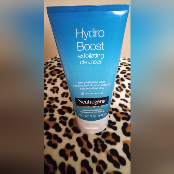 Neutrogena Hydro Boost Skincare Duo - Picture 2 of 3
